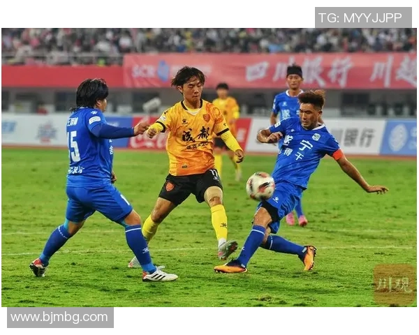 成都极限运动队边路渗透战术解析与应用探讨